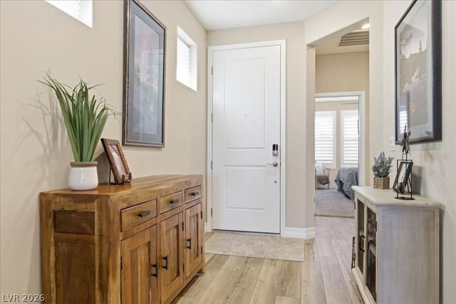 10026 Sangria Sunrise Avenue, Las Vegas, NV 89143