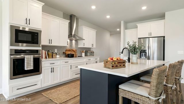 6661 Sago Palm Lane, Ocean Springs, MS 39564