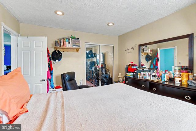 315 MOUNT HOLLY ST, Baltimore, MD 21229