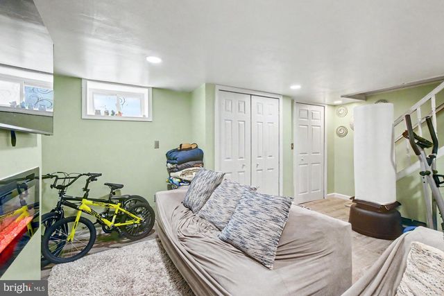315 MOUNT HOLLY ST, Baltimore, MD 21229