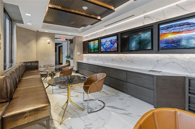 301 Altara Ave 822, Coral Gables, FL 33146