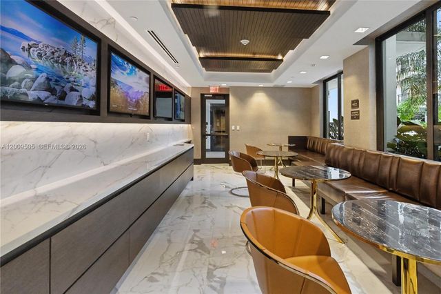 301 Altara Ave 822, Coral Gables, FL 33146