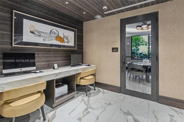 301 Altara Ave 822, Coral Gables, FL 33146