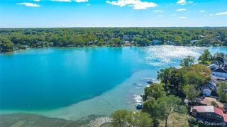 6351 Alden Court, West Bloomfield, MI 48324