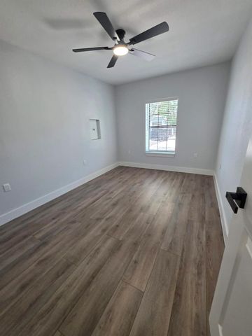 845 Topaz LN, Leander, TX 78641