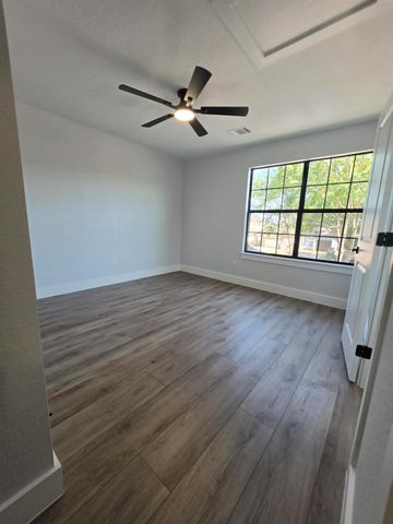 845 Topaz LN, Leander, TX 78641