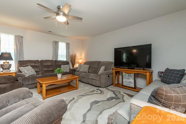 116 Ridge Road, Lexington, NC 27295