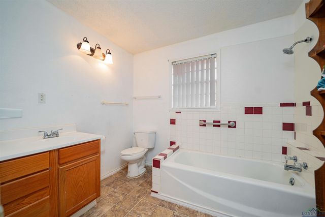 2910 Evans, Marshall, TX 75670