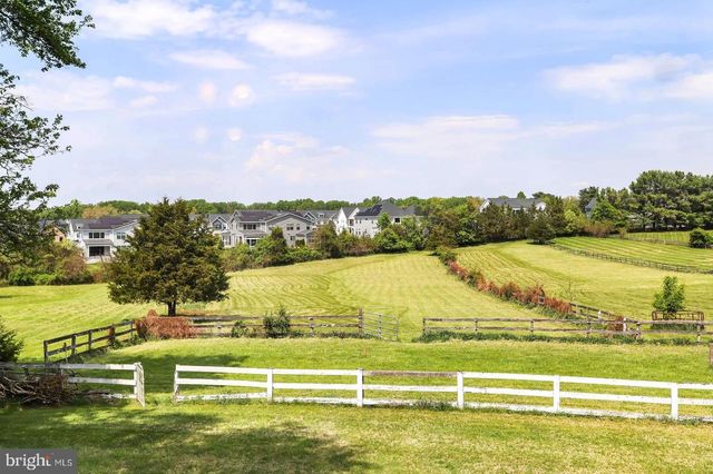13550 TRAVILAH, North Potomac, MD 20878