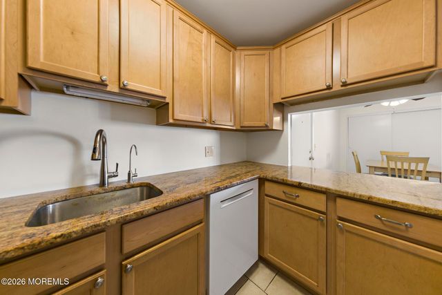 1 Osborne Place 54, Sea Bright, NJ 07760