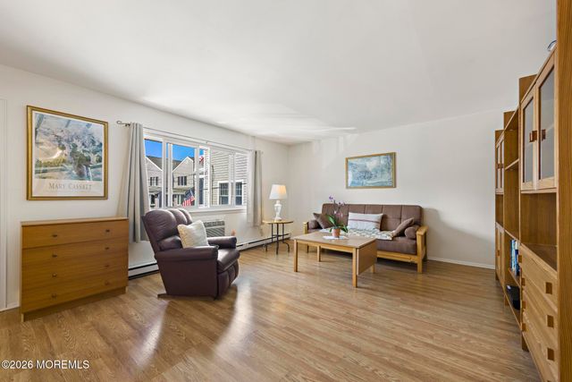 1 Osborne Place 54, Sea Bright, NJ 07760