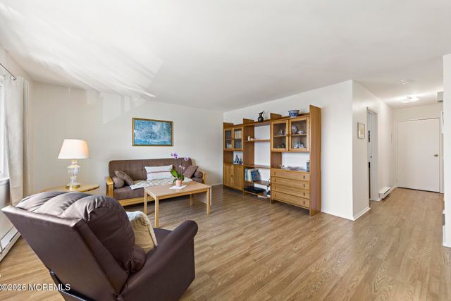 1 Osborne Place 54, Sea Bright, NJ 07760