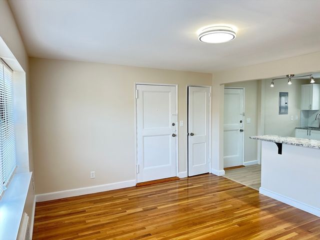 101 Nahant St 3, Lynn, MA 01902