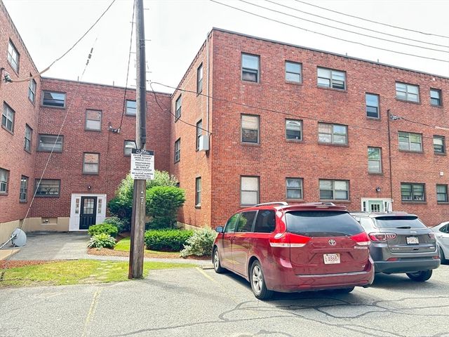 101 Nahant St 3, Lynn, MA 01902