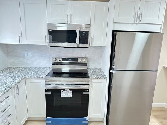 101 Nahant St 3, Lynn, MA 01902