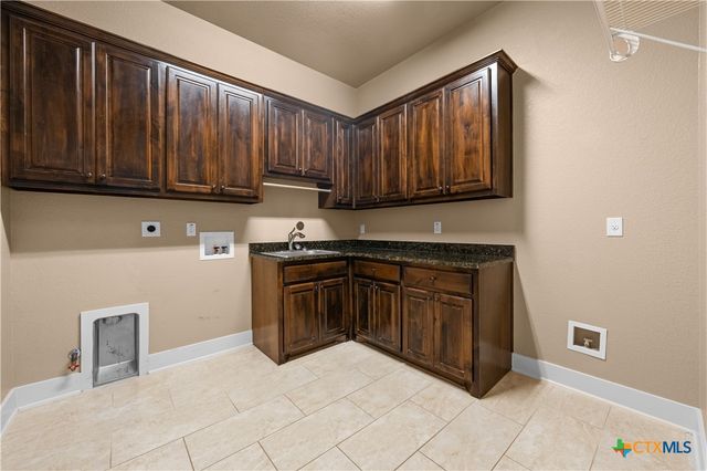 12 Lago Verde Lane, Belton, TX 76513