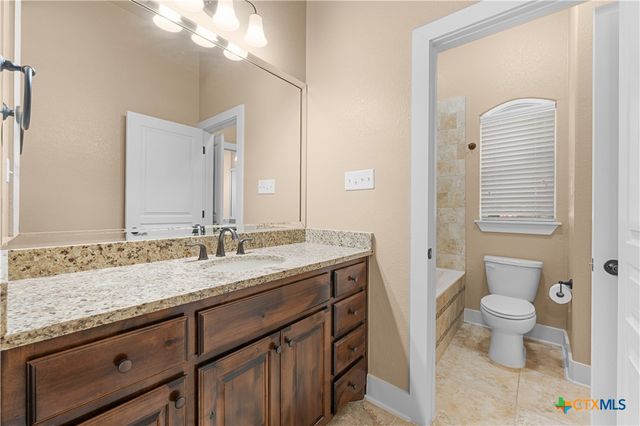12 Lago Verde Lane, Belton, TX 76513