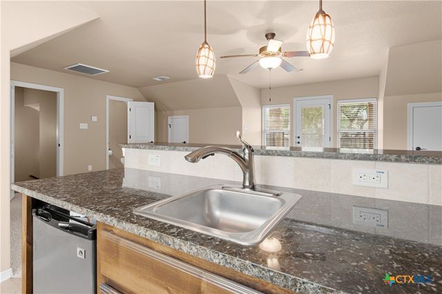 12 Lago Verde Lane, Belton, TX 76513