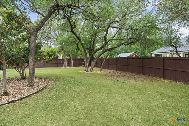 12 Lago Verde Lane, Belton, TX 76513