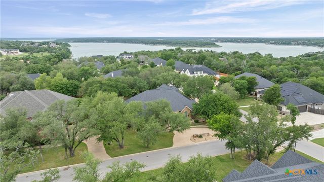 12 Lago Verde Lane, Belton, TX 76513