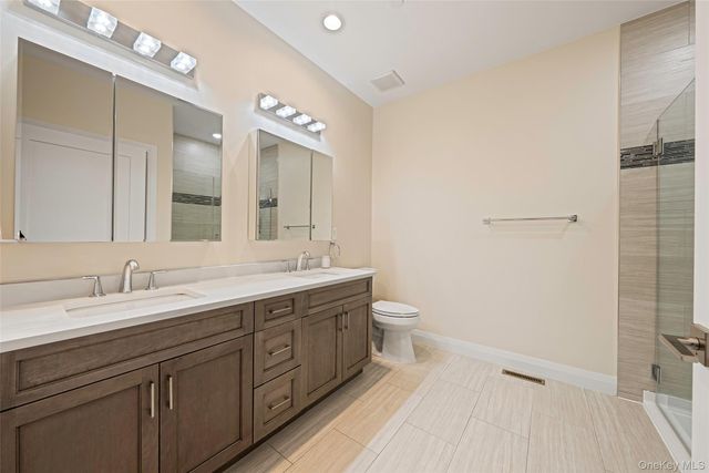 52102 Beech Tree Lane, Plainview, NY 11803
