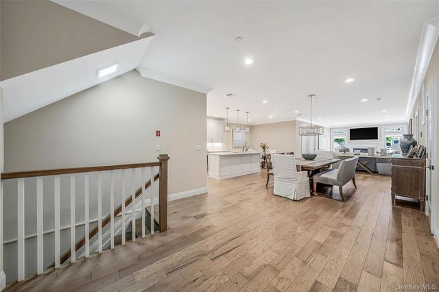 52102 Beech Tree Lane, Plainview, NY 11803