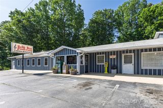 6306 Pigeon Road, Canton, NC 28716
