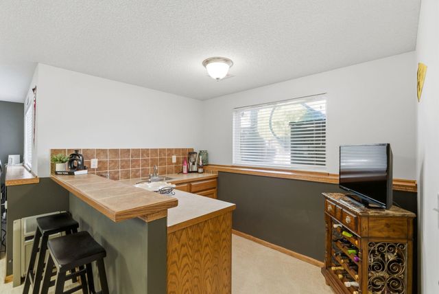 6306 W Brookview St, Wichita, KS 67205
