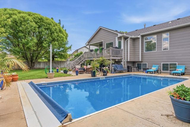 6306 W Brookview St, Wichita, KS 67205