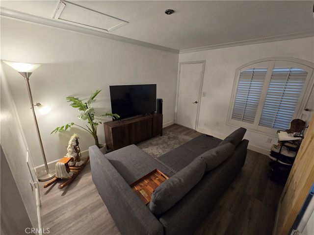 27708 Stardale, Saugus, CA 91350