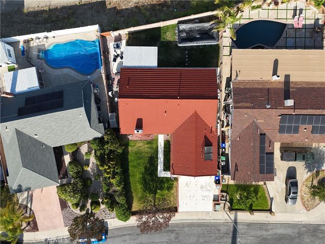 27708 Stardale, Saugus, CA 91350