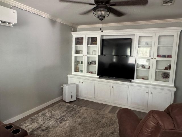 160 Belize Drive, Point Blank, TX 77364