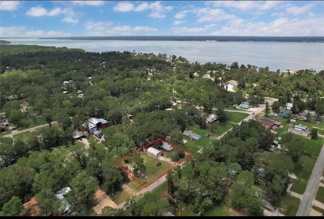 160 Belize Drive, Point Blank, TX 77364