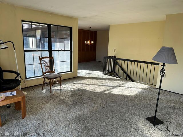 40390 Newport Drive 60, Plymouth, MI 48170