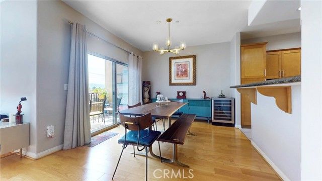 4821 Bakman Avenue 405, North Hollywood (los Angeles), CA 91601