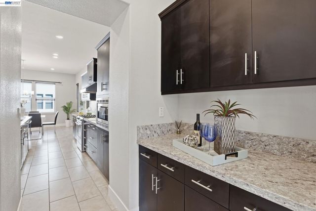 1380 Brookline Loop, Pleasanton, CA 94566