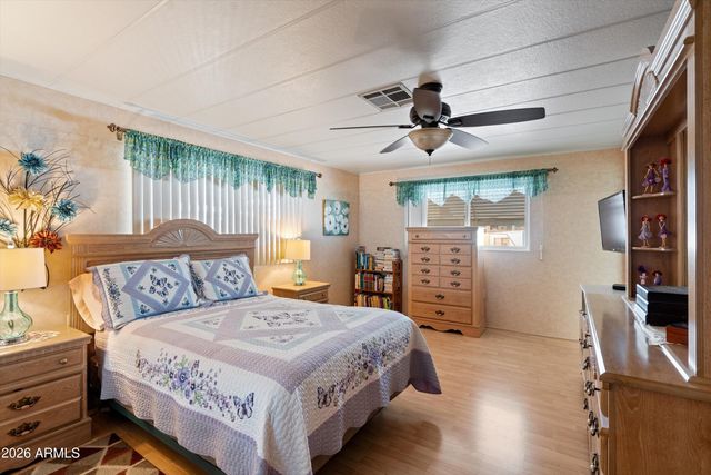 305 S Val Vista Drive 246, Mesa, AZ 85204