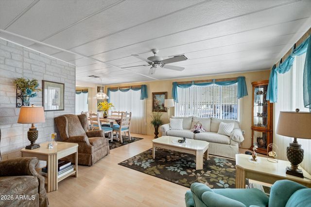 305 S Val Vista Drive 246, Mesa, AZ 85204