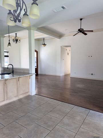 10144 Garden Oaks Ave, Denham Springs, LA 70706
