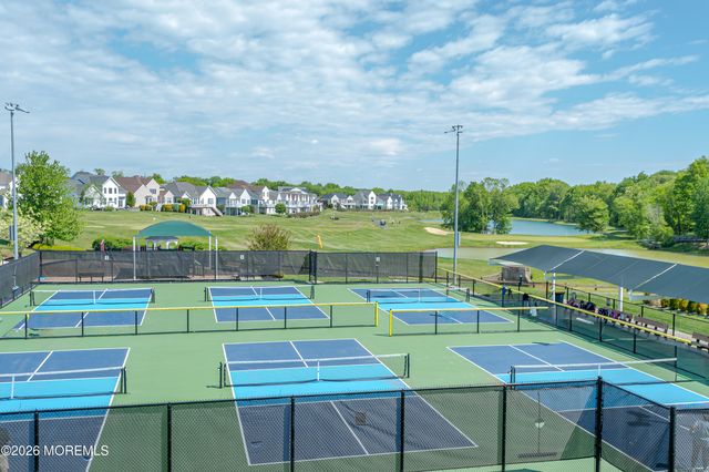 12 Crenshaw Court, Monroe, NJ 08831