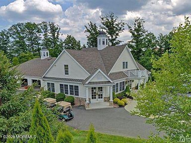 12 Crenshaw Court, Monroe, NJ 08831