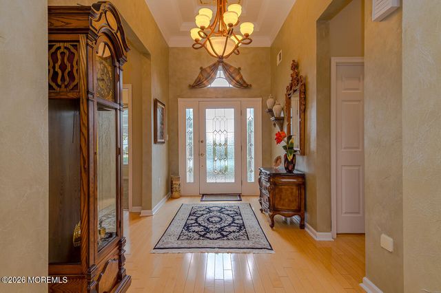 12 Crenshaw Court, Monroe, NJ 08831