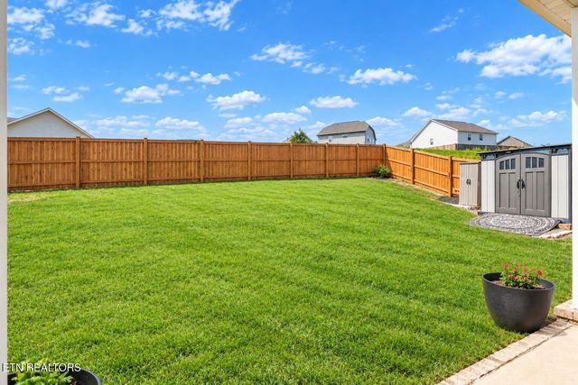510 Sugar Maple Tr, Lenoir City, TN 37771