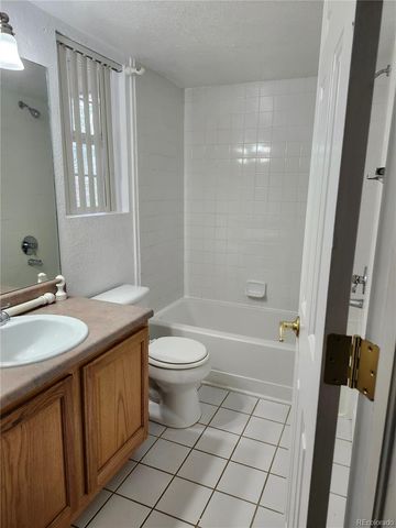 12208 W Dorado Place 201, Littleton, CO 80127