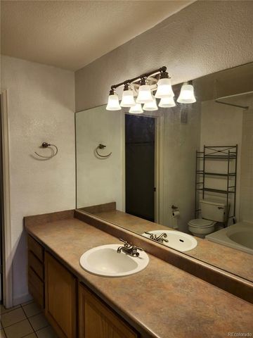 12208 W Dorado Place 201, Littleton, CO 80127