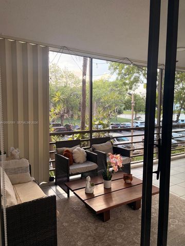 671 NE 195th St 208E, Miami, FL 33179