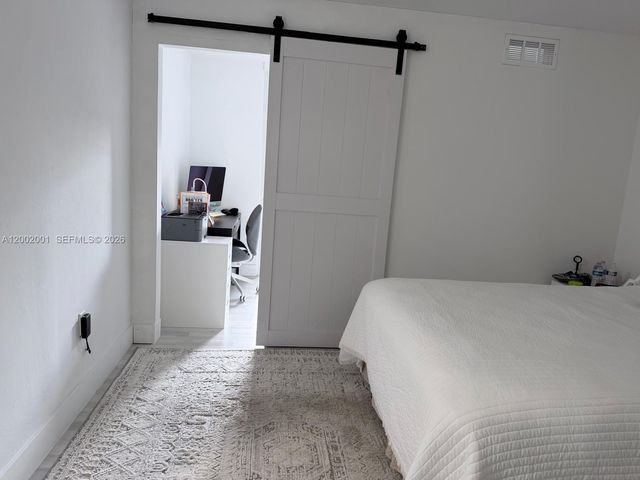 671 NE 195th St 208E, Miami, FL 33179