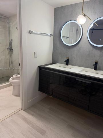 671 NE 195th St 208E, Miami, FL 33179