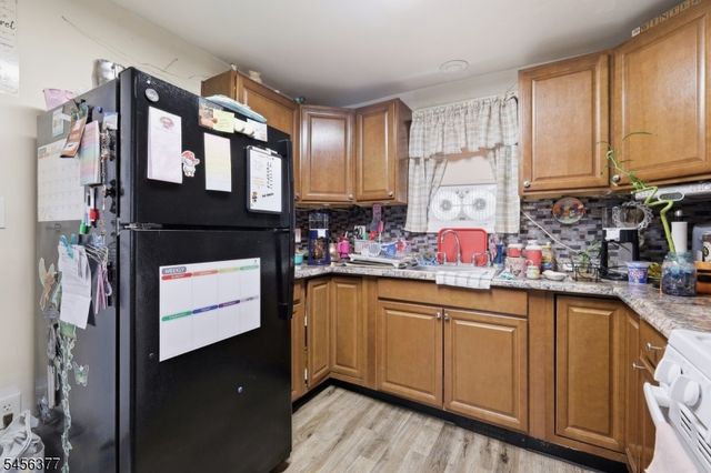 589 S Main St, Phillipsburg Town, NJ 08865