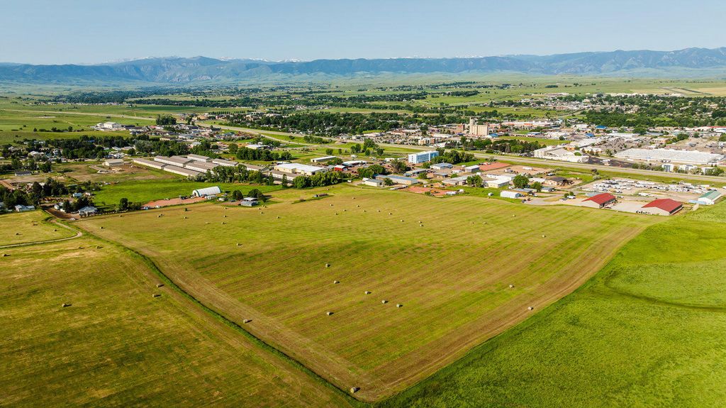 1866 Skyline Drive, Sheridan, WY 82801 photo 13